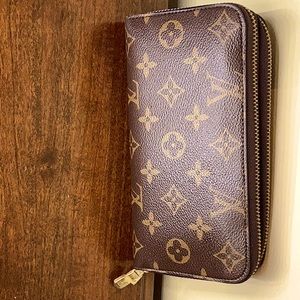 LOUIS VUITTON - double zipper wallet